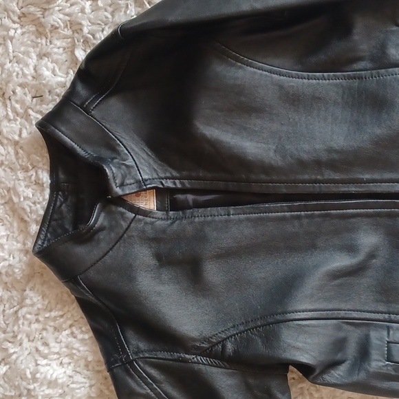 Leather Jacket - Picture 4 of 4